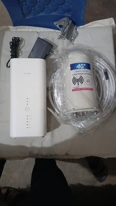 Huawei 818 official pta aproved router