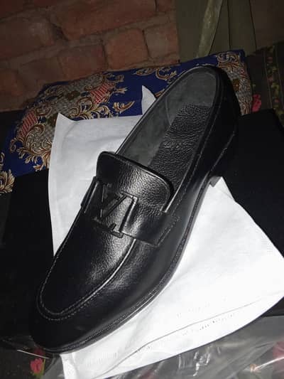 leather shoes