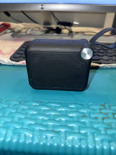 Audionic Portable Bluetooth Speaker – Black – With Strap – Excellent