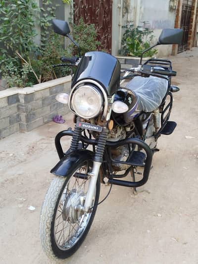 Suzuki GS 2013#0/3/1/7/0/0/2/4/6/2/9