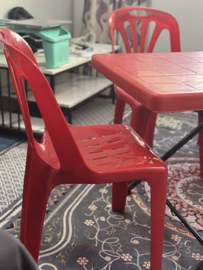 6 Plastic Chairs (Fixed Price 1000 for each)