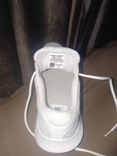 shoes Manufactured by VEITNAM and import by UK