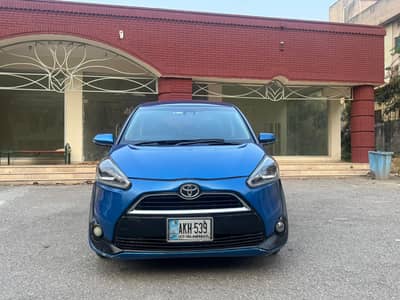 Sienta G Toyota (Hybrid Imported)