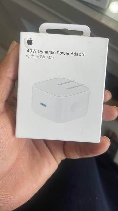 Apple Adapter 40W