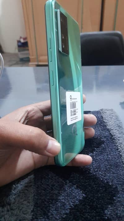 QMobile q smart ultra 6+6 / 128