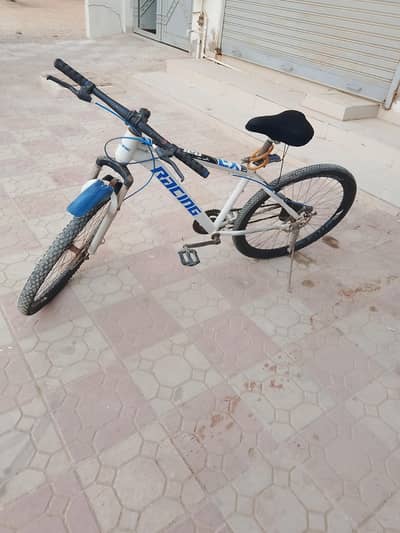 2 bicycles for urgent sell