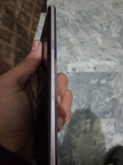 samsung not 9 urgnet sel