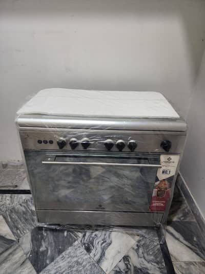 NG-786 (Single Door) - 9/10 condition