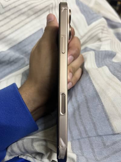 Iphone 16 pro max jv