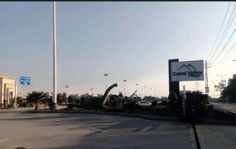 Prime Location In Canal Valley Of Lahore, A 3 Marla Residential Plot Is Available