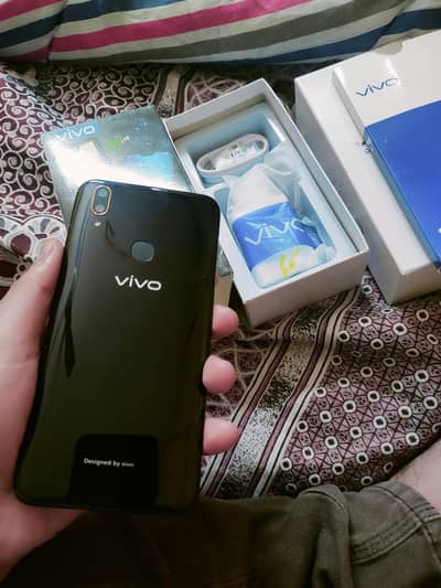 vivo y85 mobile for sale urgent.