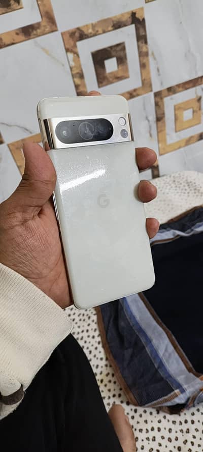 google 8 pro 12 128 only mubeil 03237022438