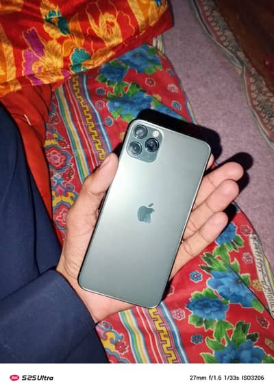 iPhone 11pro maxx junvian phones serous by contact me
