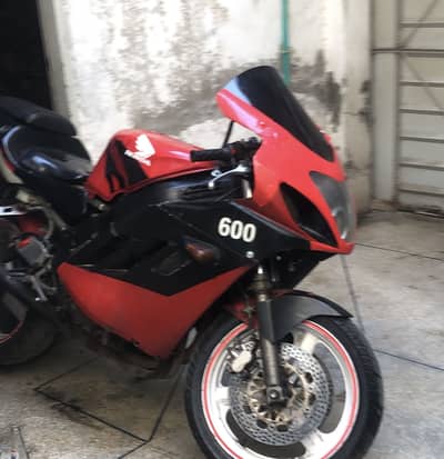 Honda CBR 400 4 clander