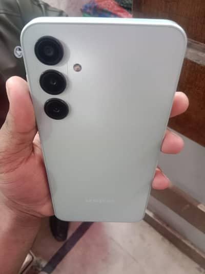 Samsung Galaxy A16 [5G or 4G] - [128GB/256GB] - [Color] - Like New