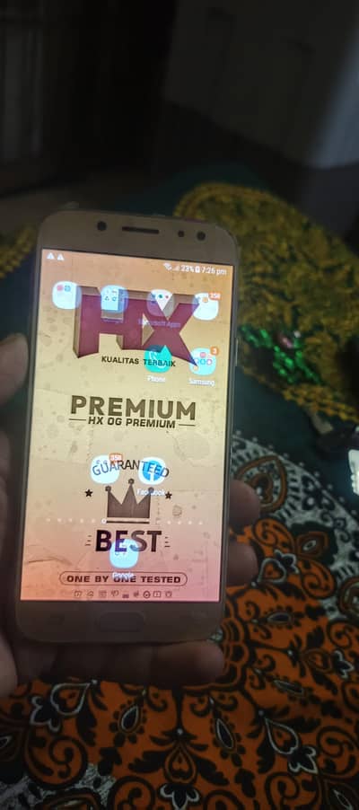 Samsung j5 pro phone