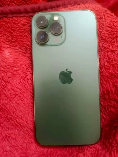 ihone 13 pro max, factory unlocked, condition 10/9  , 128 gb, 83health