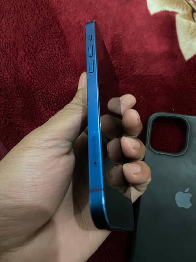 iPhone 12 – 64GB – Total Genuine – Face ID & True Tone OK –