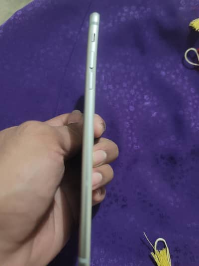 iphone 6plus only used for parts  read add