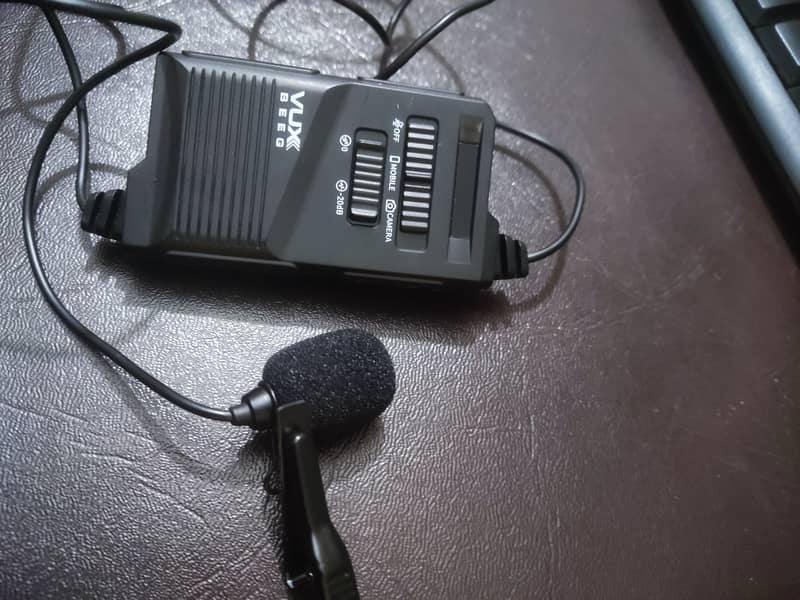 Wired Vlogging Microphone for Android & iPhone 1