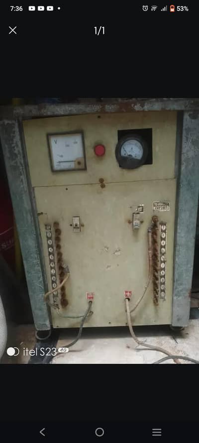 battery charger 30 amp 12 batterys