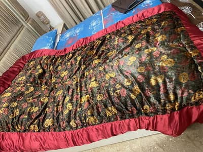 Woolen winter raasai maroon colour for sale