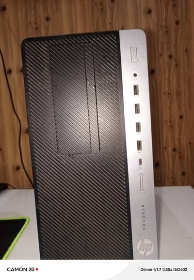 DESKTOP HP COMPUTER 256 NVME  AND 512 GB HARD DRIVE