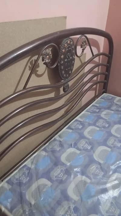 Iron bed