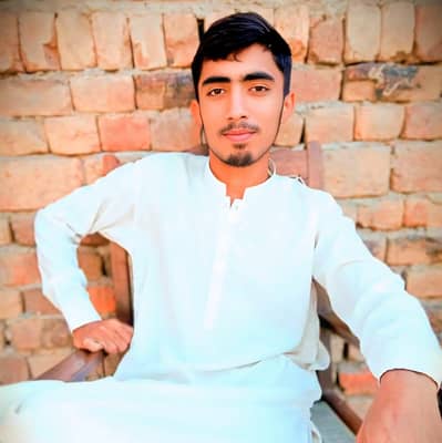 muje job ki zarorat hn koi job pir rak lu