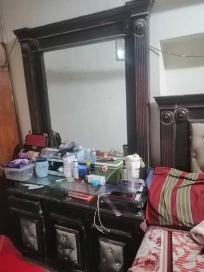 Dressing table made good wood for sale