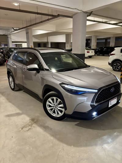 Toyota Corolla cross hev x top of the line