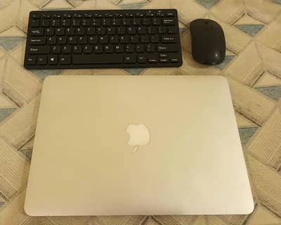 MacBook Pro 2015 | 9/10 Condition
