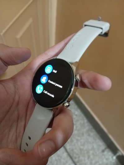 Smart watch of Ronin company