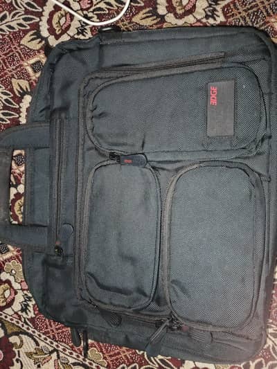 Targus And Mobile edge