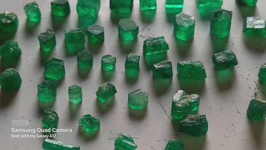 Natural Emerald from Pakistan SWAT . blu sapphire pink Sapphire paradot