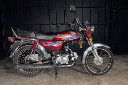 Honda CD-70 2009 Model