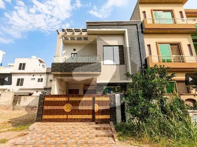 05-Marla Brand New House For Sale