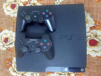 Ps3 with 2 controllers 10/10 condition