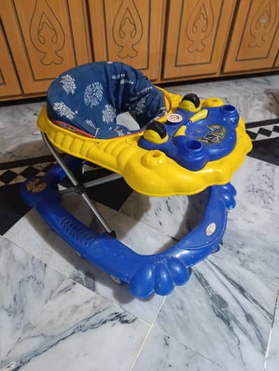 baby walker for sell in good condition