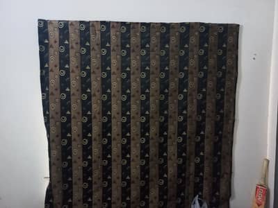 Two curtain parday good quality