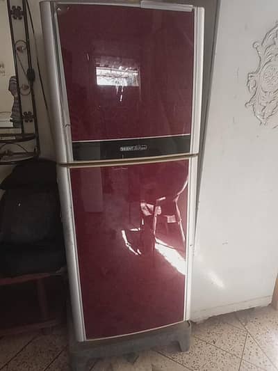 orient fridge and freezer  are available in good condition