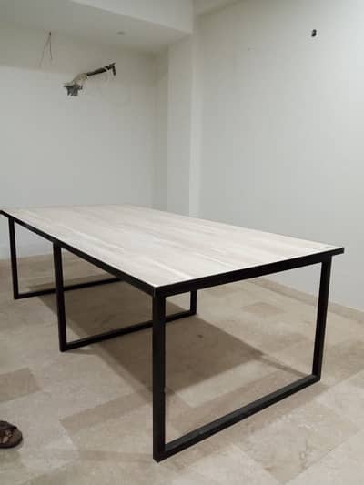 Office table / dining table