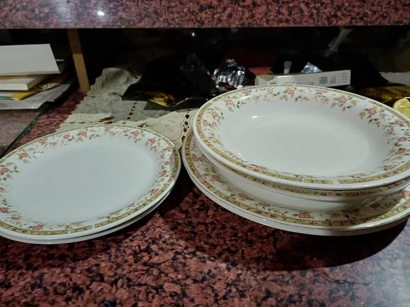 36pc dining set 1
