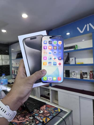 Iphone 15 pro 256gb factory unlock ki