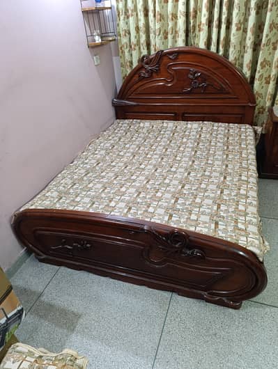 Double bed, Dressing, Side Tables Set