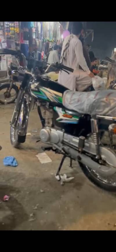 Cg 125 for sale all genuine 0321///8270)))958 applied hai