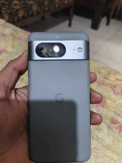 Google pixel 8
