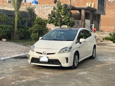 Toyota Prius S LED