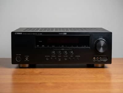 Yamaha RX-V665 7.1 Ch Home Theater Receiver (Dolby TrueHD / DTS-HD)