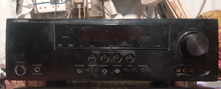 Yamaha RX-V665 7.1 Ch Home Theater Receiver (Dolby TrueHD / DTS-HD)